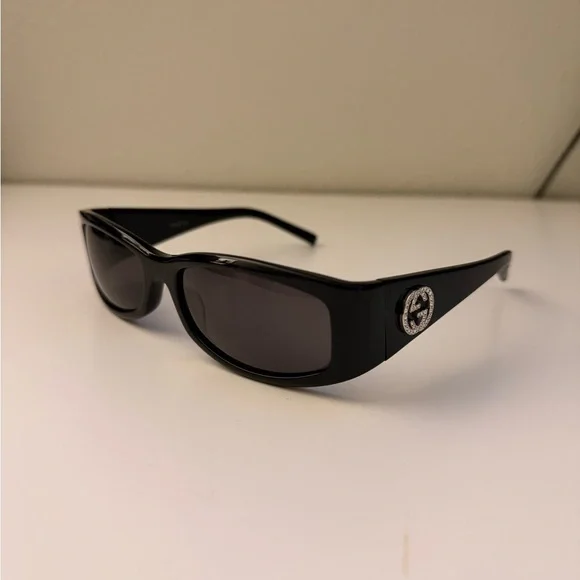 Gucci Black Sunglasses with Silver Accents - Picture 2 of 8